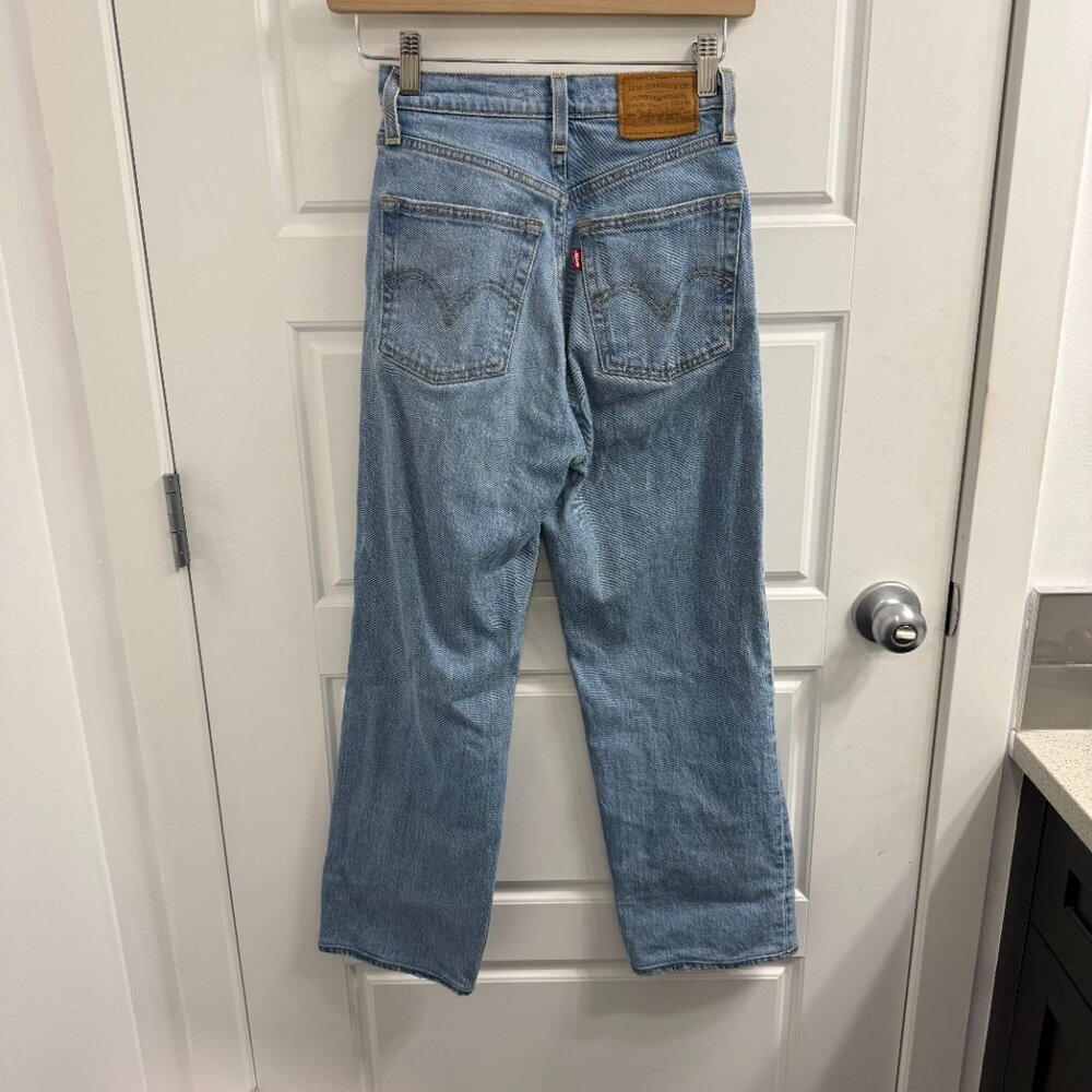 Levi Ribcage Straight Size‎ 23 High Rise Distressed - Picture 2 of 3